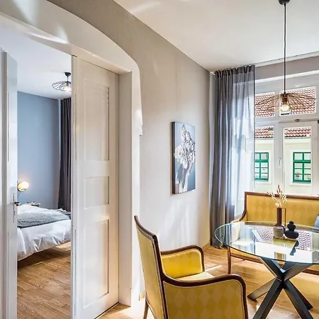Cozy Solaris In Altstadt Netflix דירה *